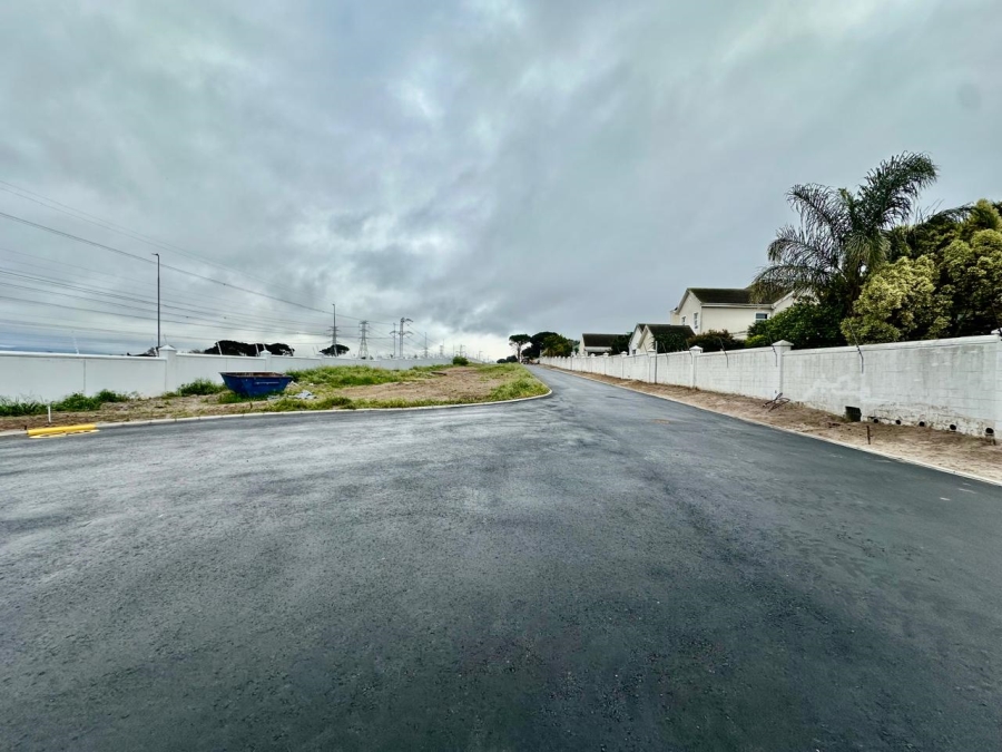 3 Bedroom Property for Sale in Zevenzicht Western Cape